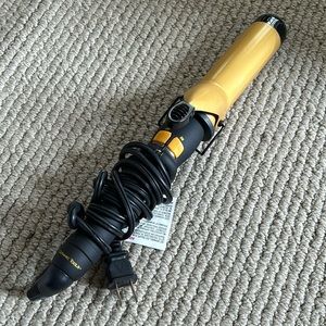 Ceramic Tools CT155S ceramic curling iron, 1 & 1/2"